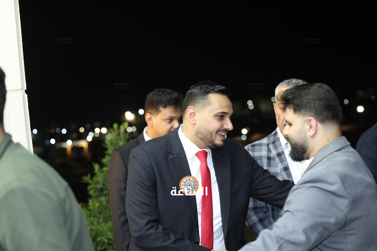 Madar Al-Saa Images 0.7994640566175768