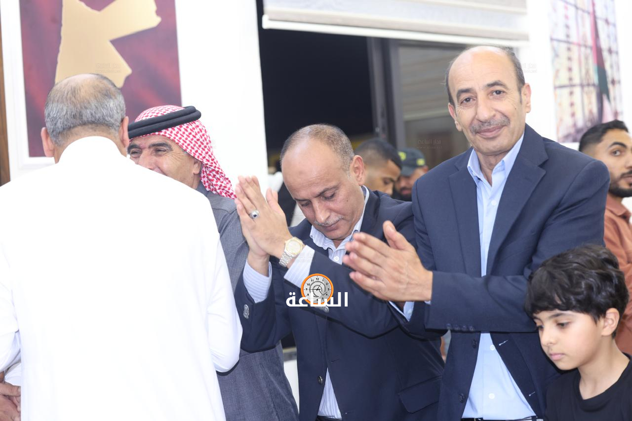 Madar Al-Saa Images 0.025699966472435554