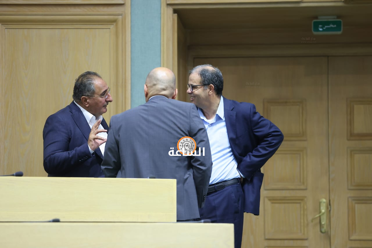 Madar Al-Saa Images 0.3670673489495503