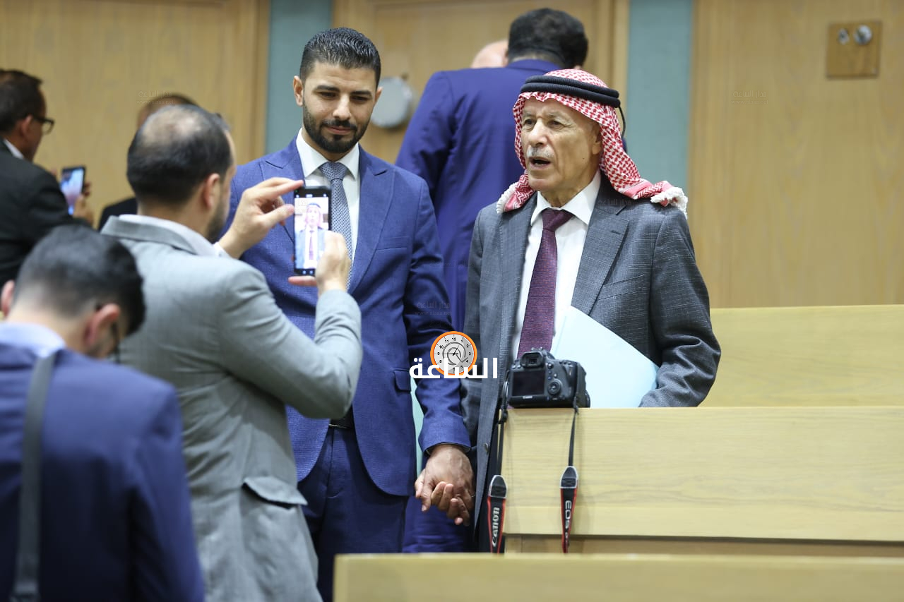 Madar Al-Saa Images 0.9463984576696685