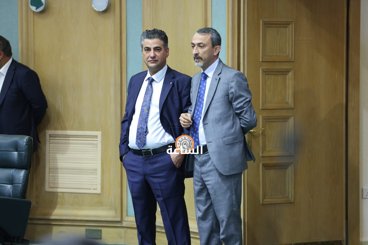 Madar Al-Saa Images 0.4590602184112892