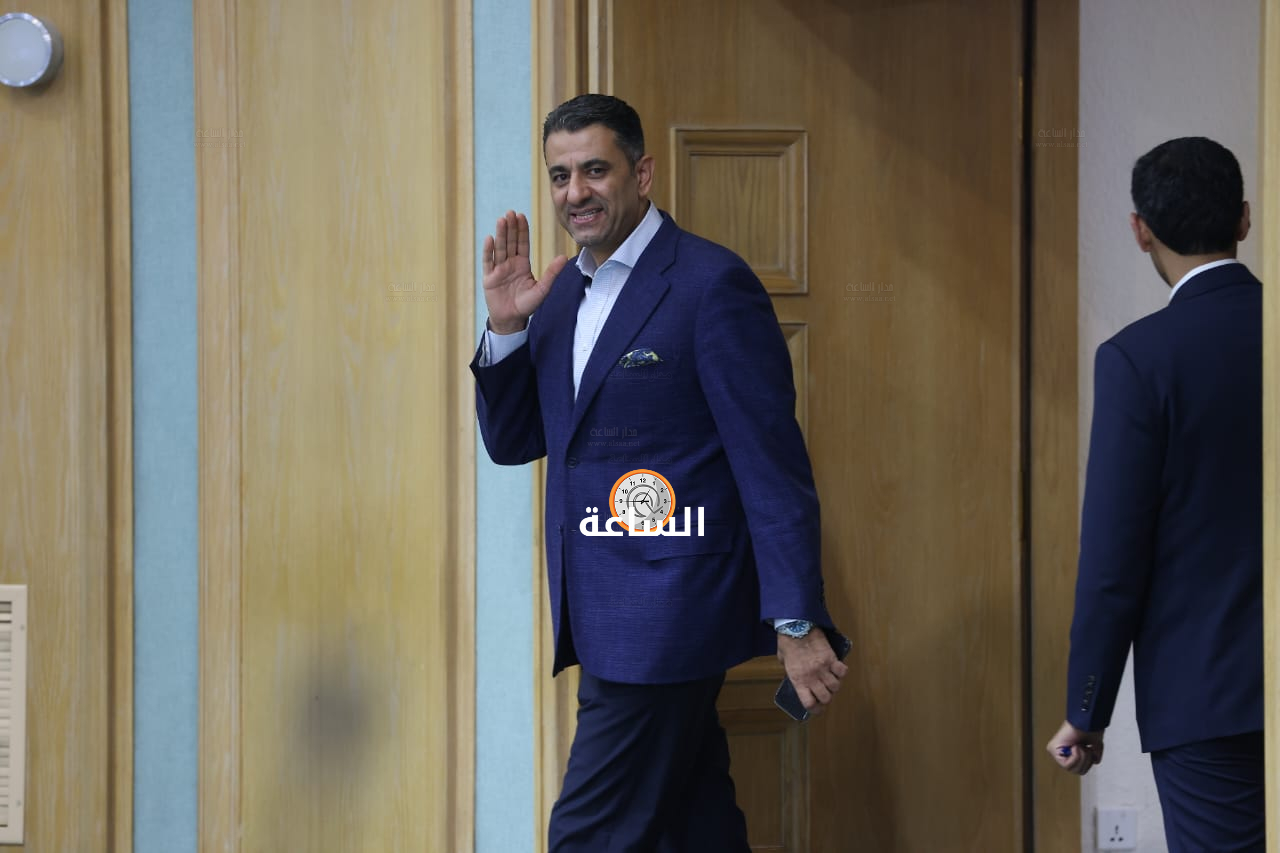 Madar Al-Saa Images 0.46895630500230734