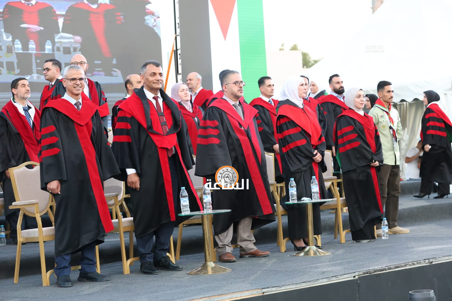 Madar Al-Saa Images 0.6386293388815889