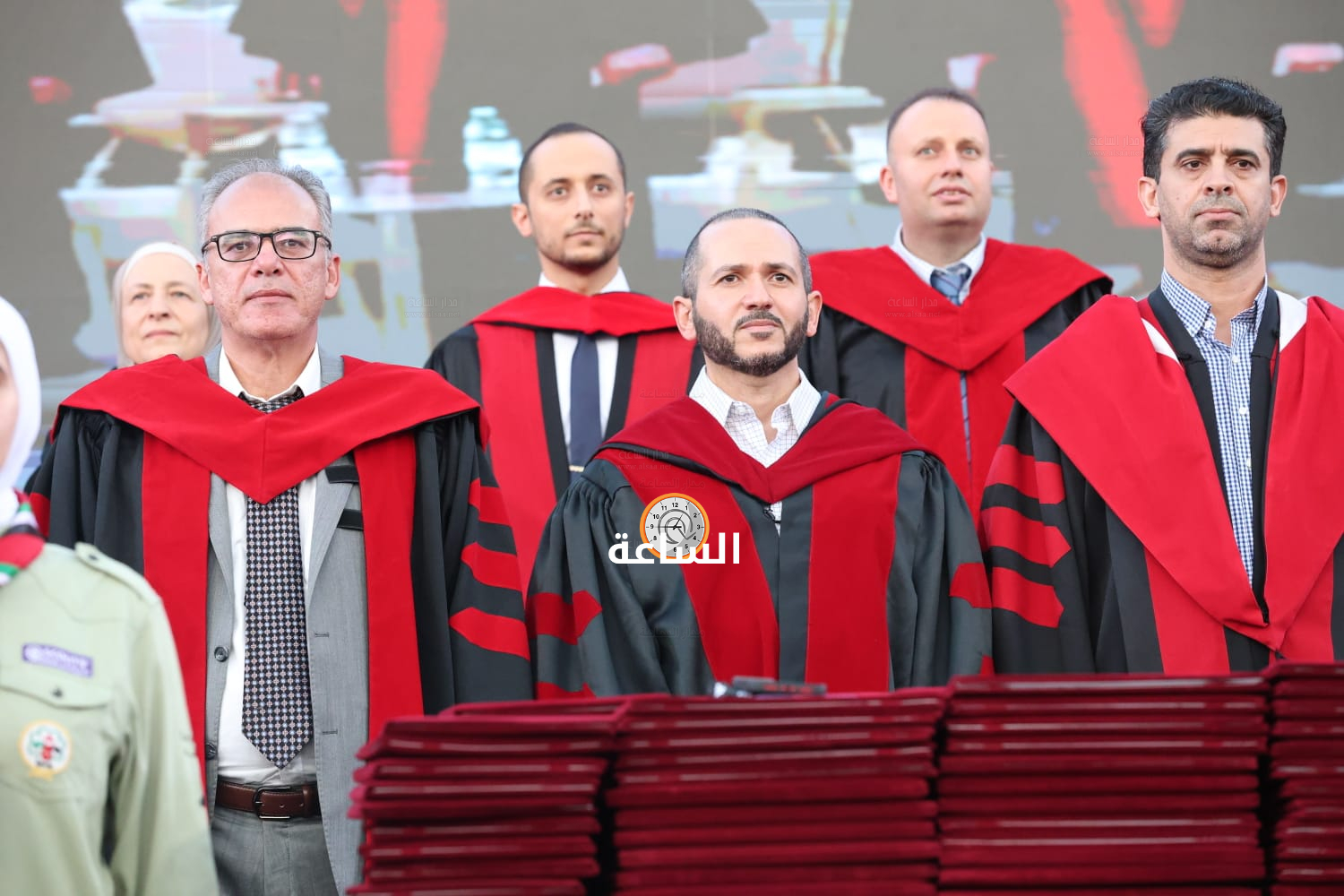 Madar Al-Saa Images 0.4445253661801085