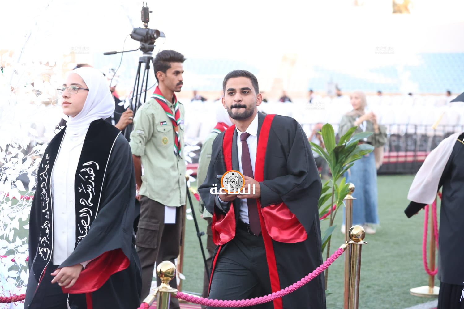 Madar Al-Saa Images 0.6186941378983767