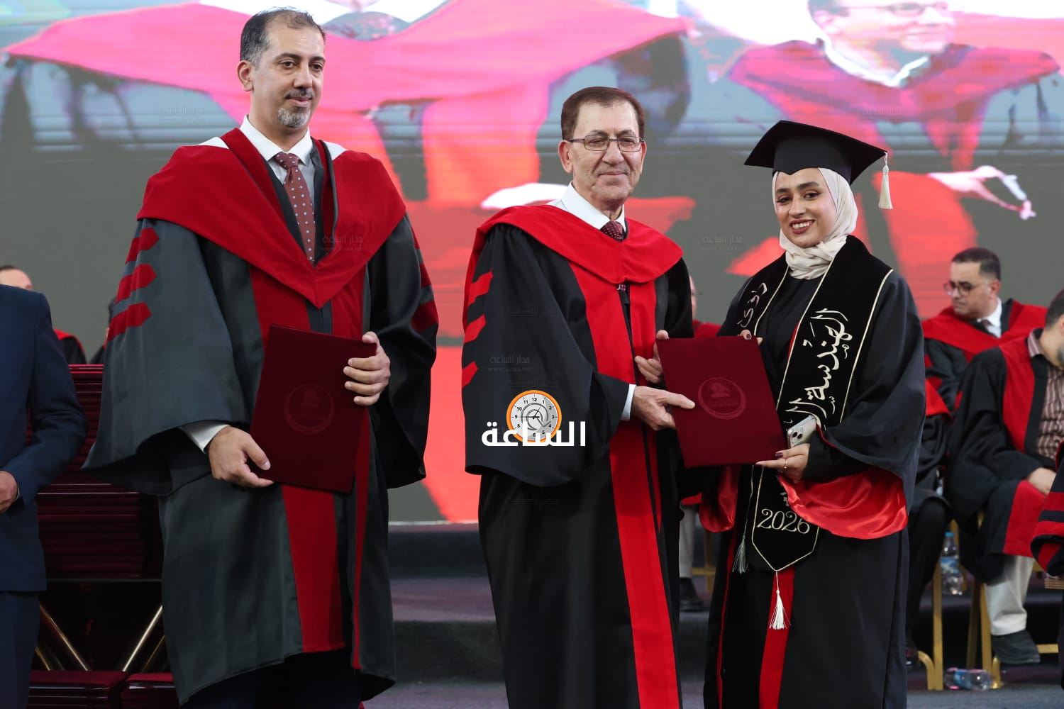 Madar Al-Saa Images 0.18946579422972132
