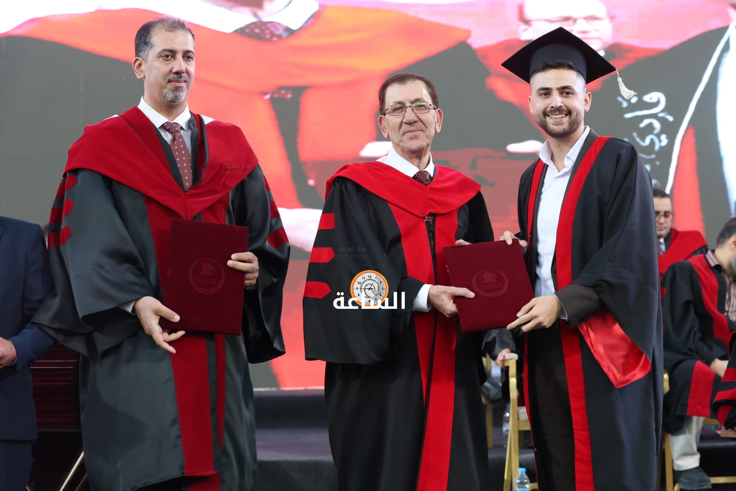 Madar Al-Saa Images 0.6788778024362135