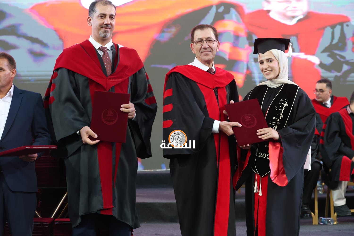 Madar Al-Saa Images 0.3249974311598389