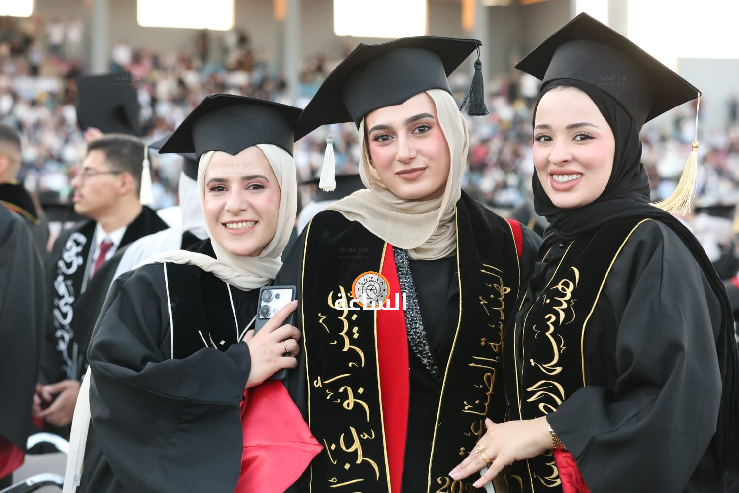 Madar Al-Saa Images 0.8323192462662062