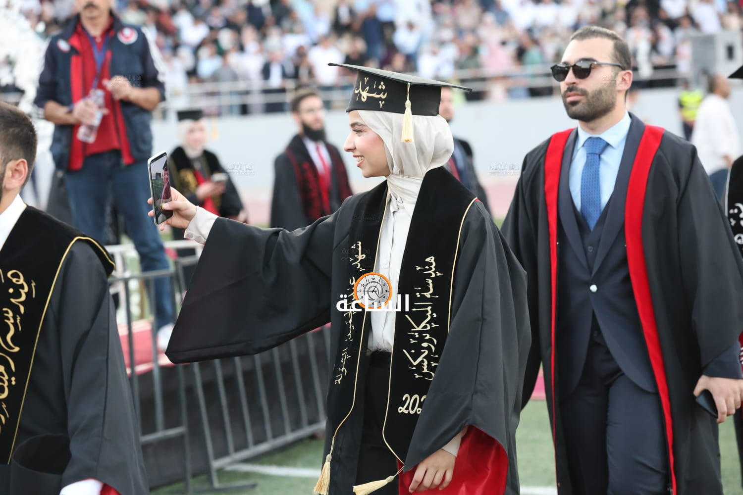 Madar Al-Saa Images 0.8073650071666898
