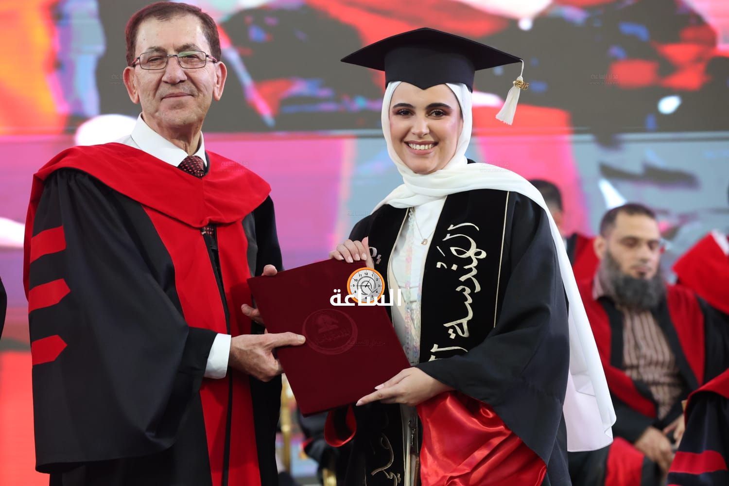 Madar Al-Saa Images 0.2758991334306904