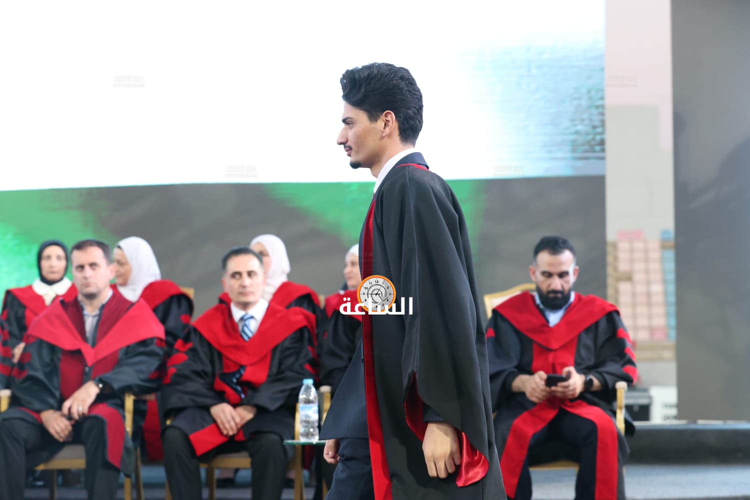 Madar Al-Saa Images 0.3489086535725514