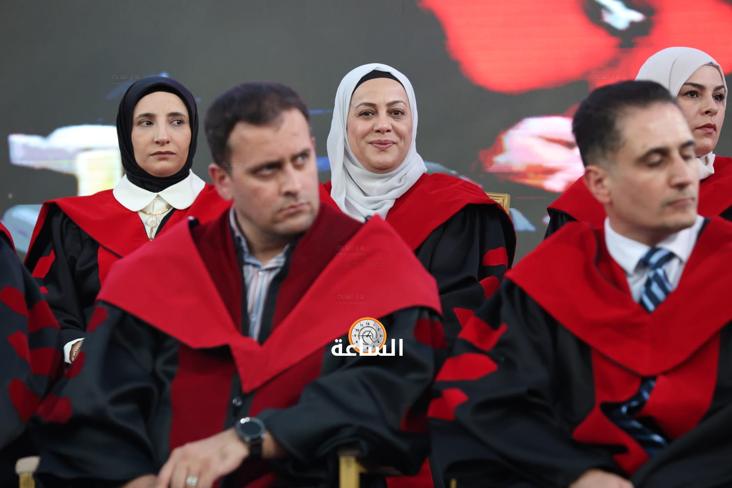 Madar Al-Saa Images 0.6410604037356191