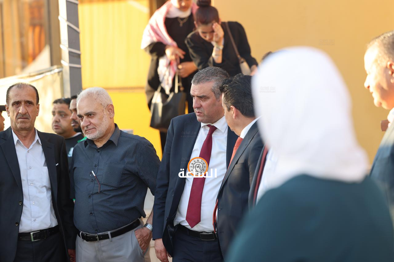 Madar Al-Saa Images 0.40812468828215853