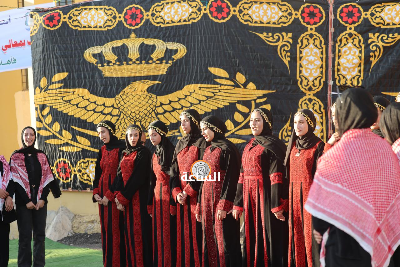 Madar Al-Saa Images 0.6110597286075312