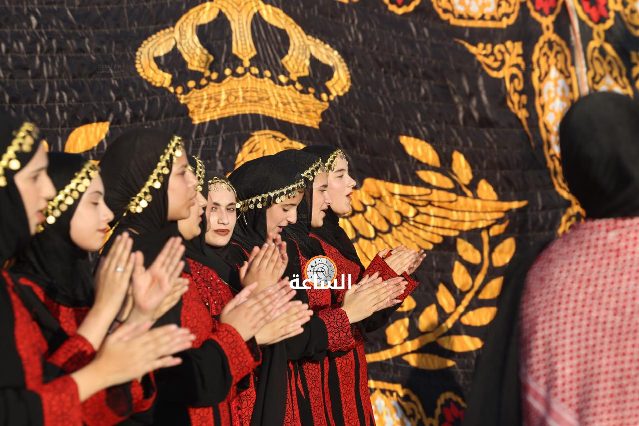 Madar Al-Saa Images 0.6958317947834998