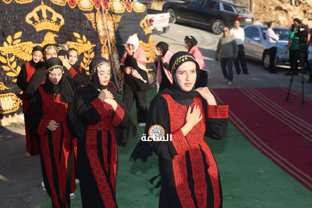 Madar Al-Saa Images 0.30163211067855755