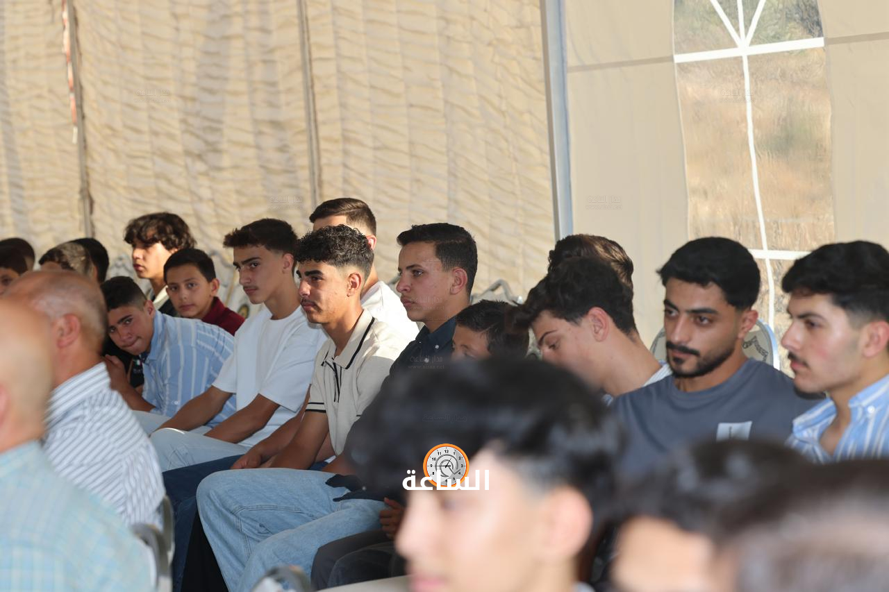 Madar Al-Saa Images 0.19142730463992208