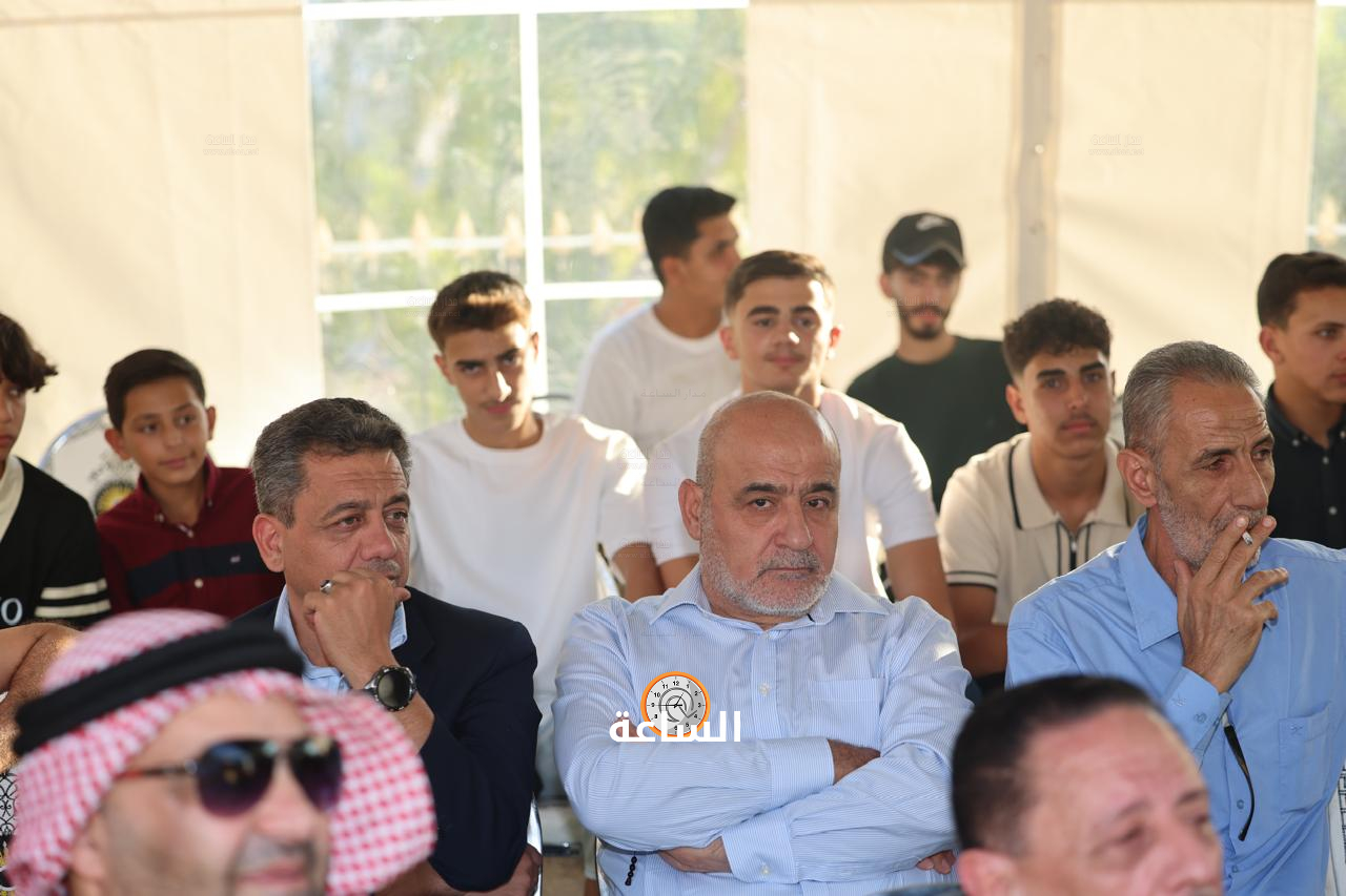 Madar Al-Saa Images 0.3570876705989826