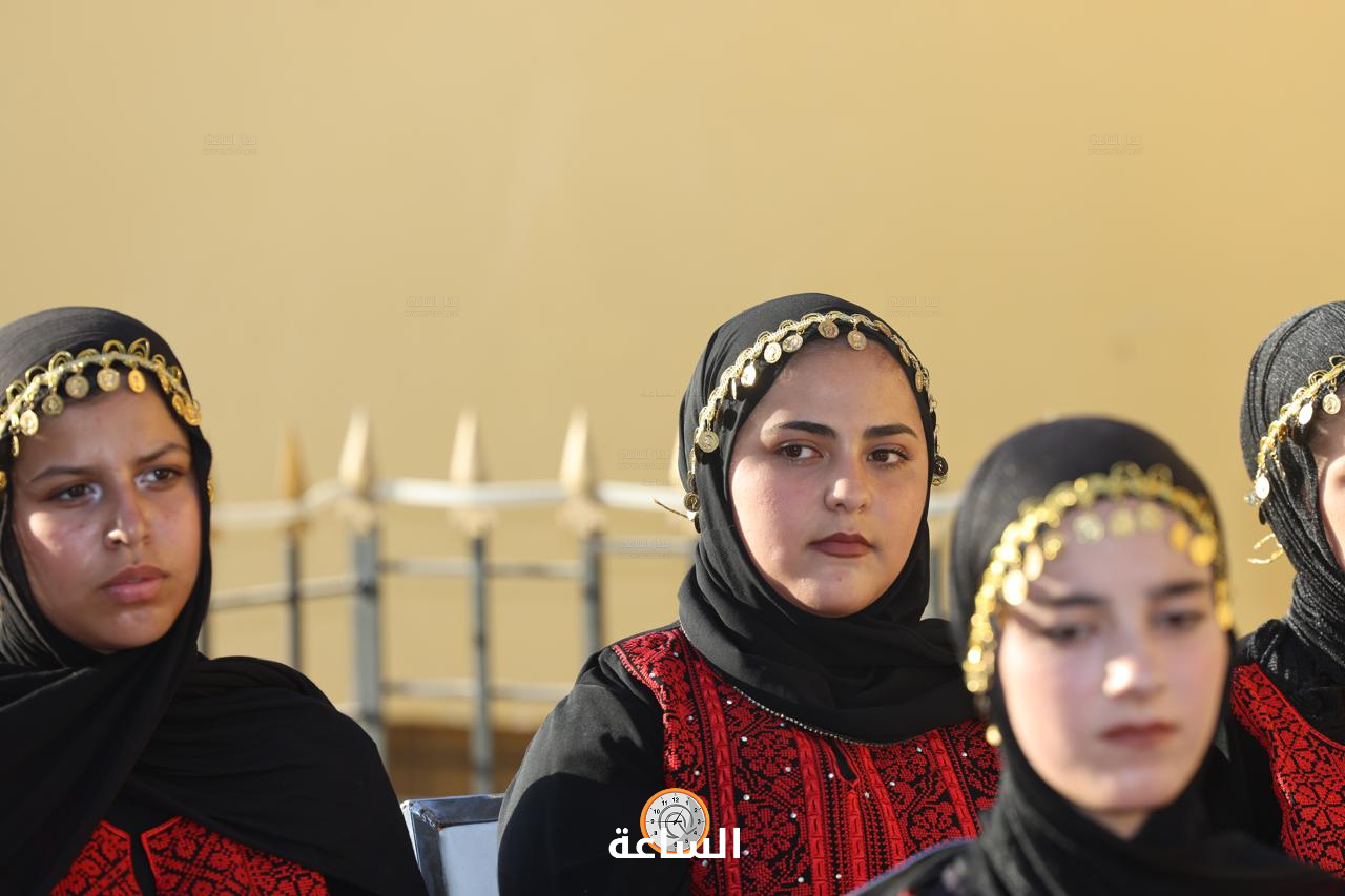 Madar Al-Saa Images 0.6005356389182894