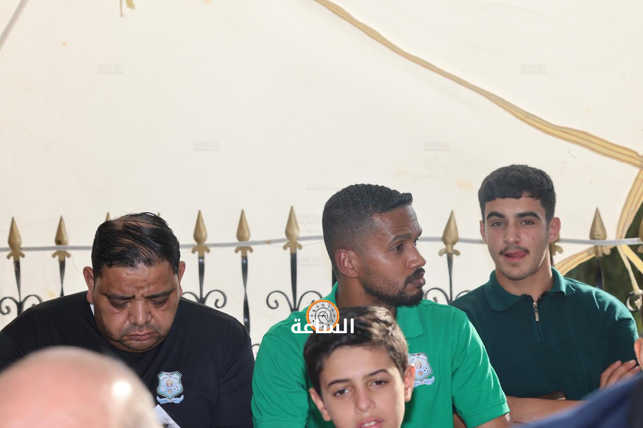 Madar Al-Saa Images 0.21876730367188058