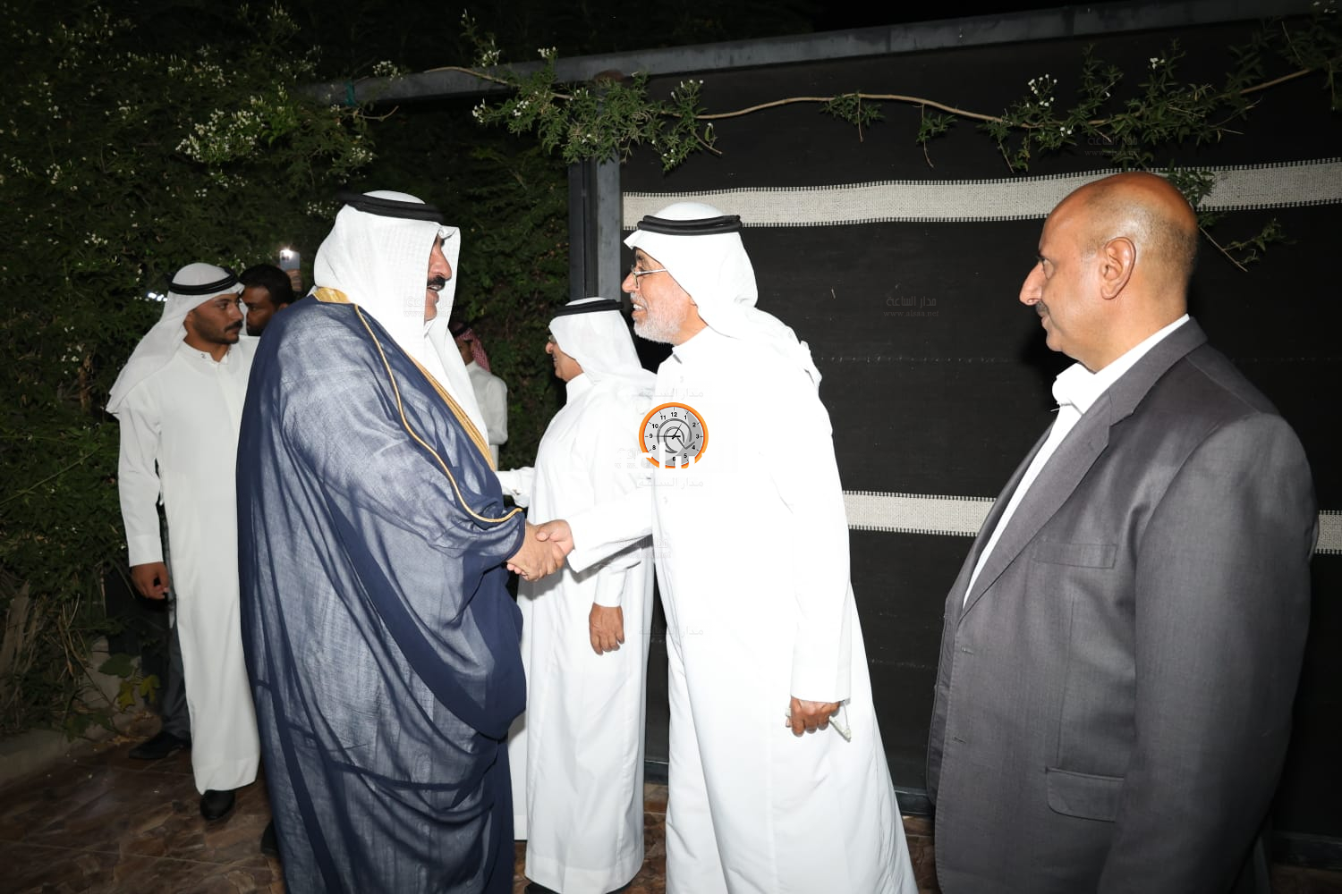 Madar Al-Saa Images 0.12179247574016883