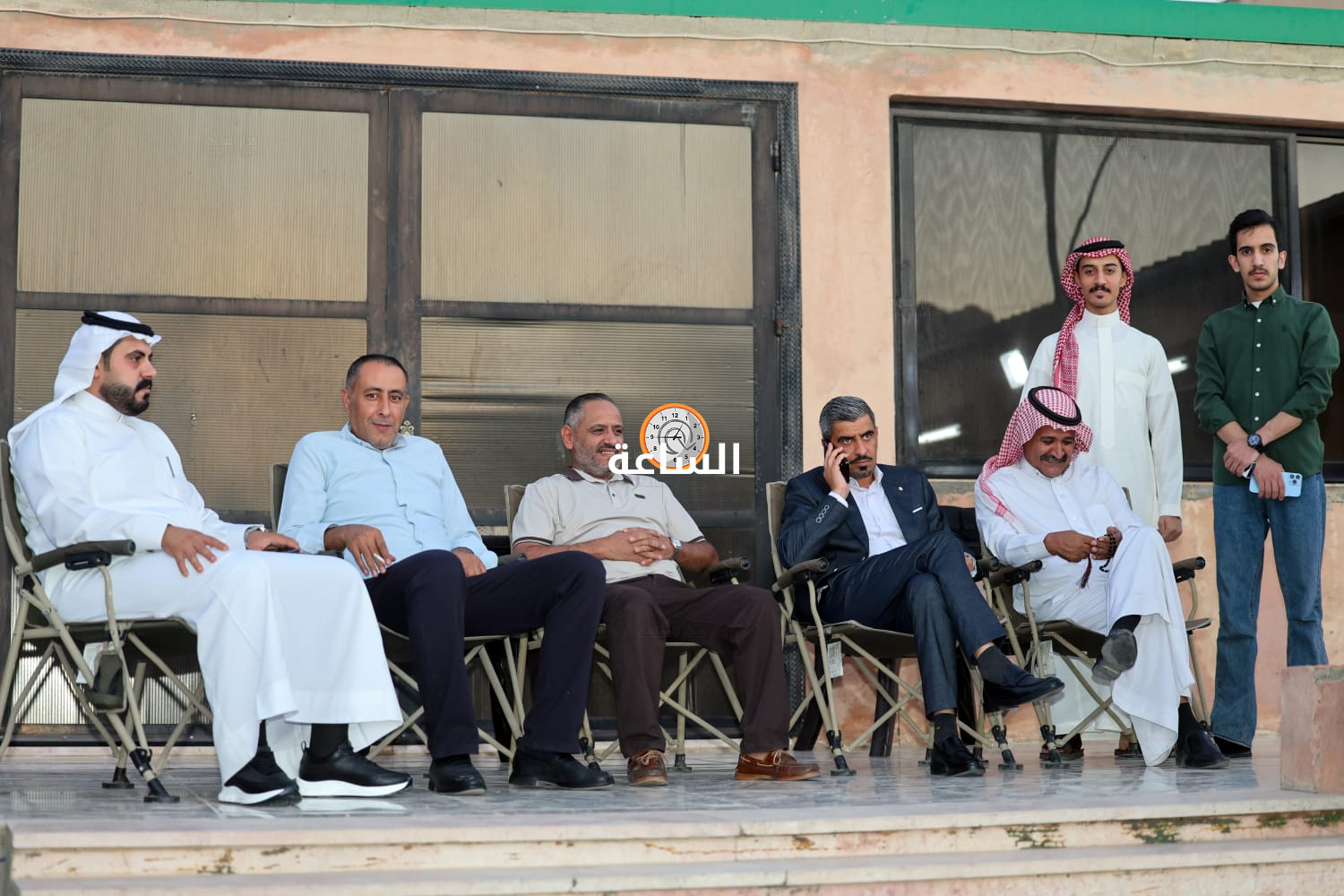 Madar Al-Saa Images 0.9948846456614209