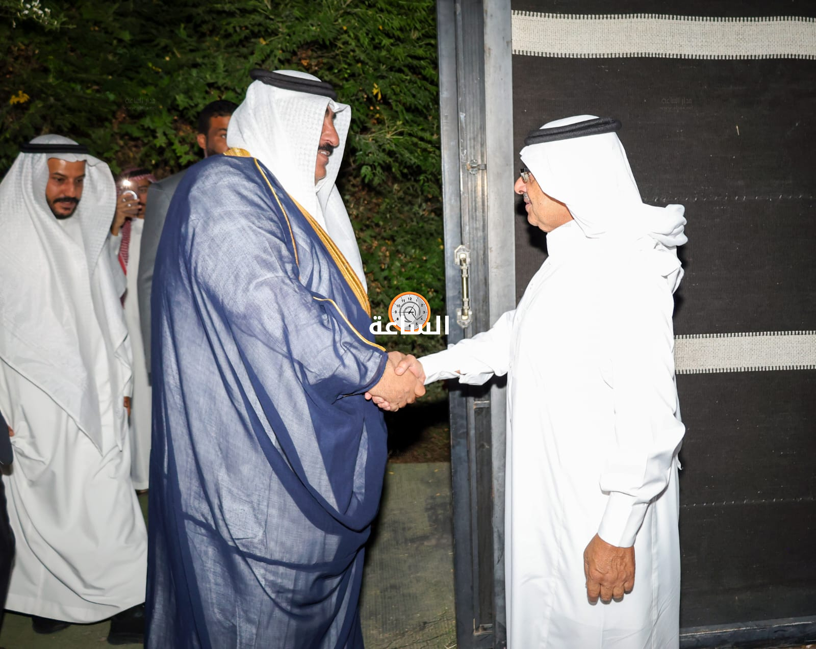 Madar Al-Saa Images 0.8025644593225321