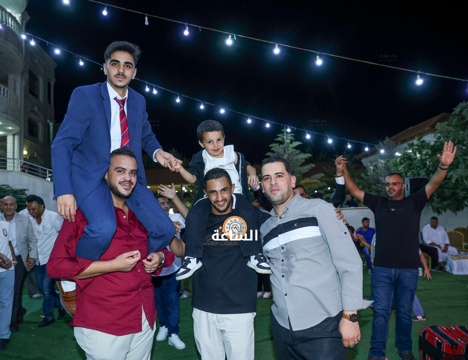 Madar Al-Saa Images 0.7807396063488893