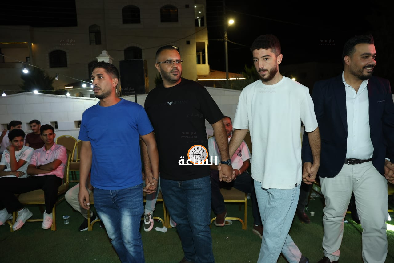 Madar Al-Saa Images 0.0887254578088369