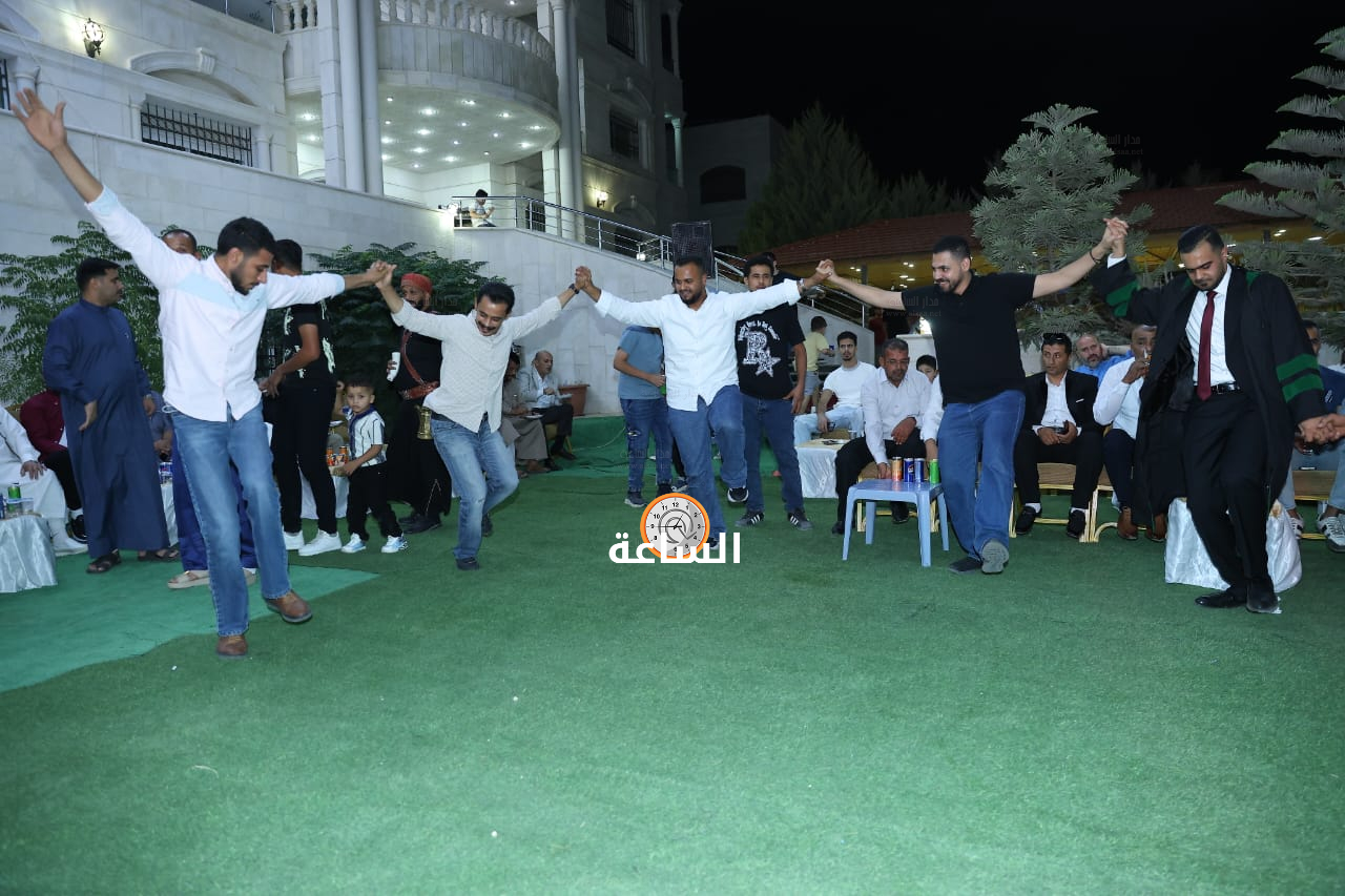Madar Al-Saa Images 0.8418016554480869