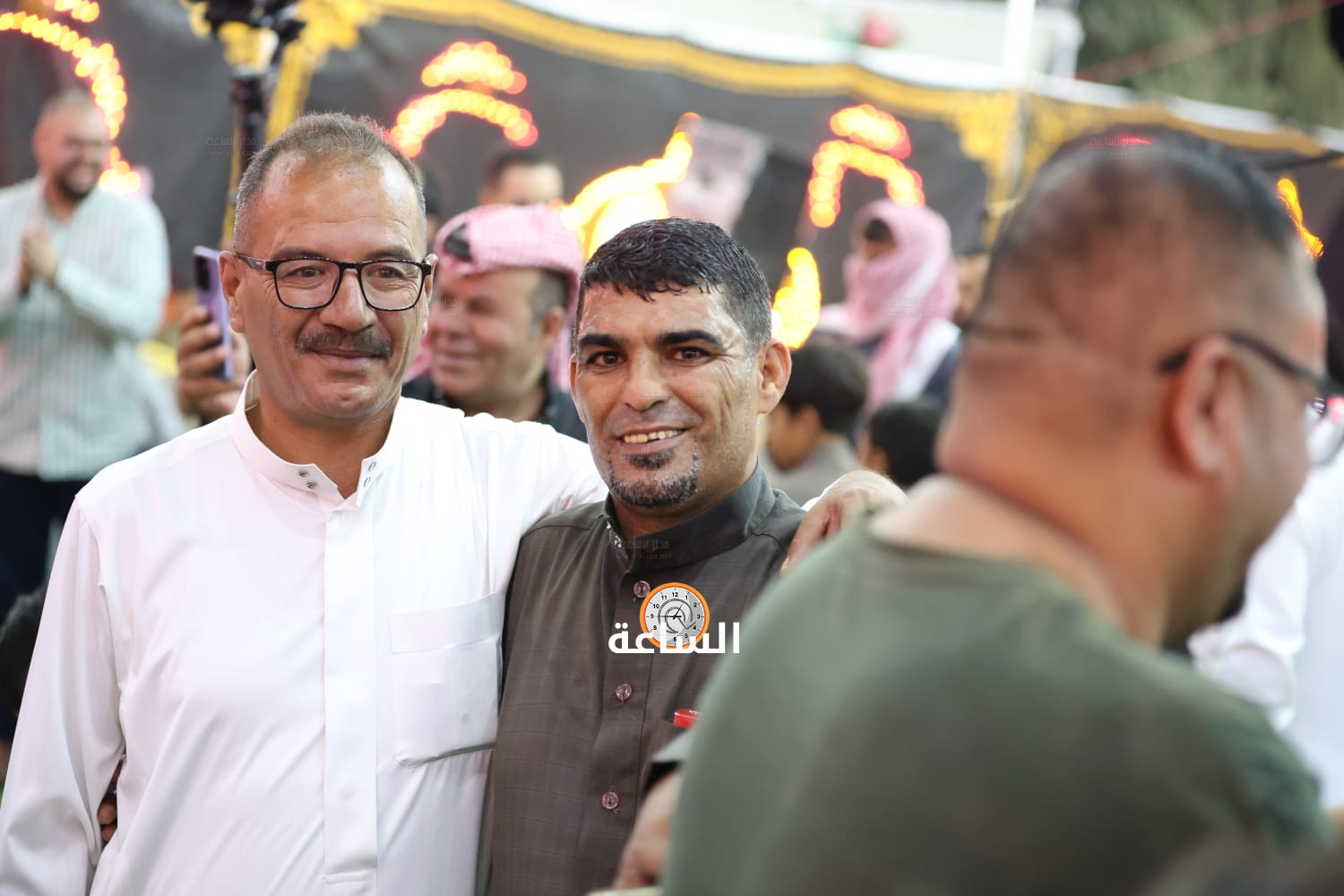Madar Al-Saa Images 0.5419417059501274