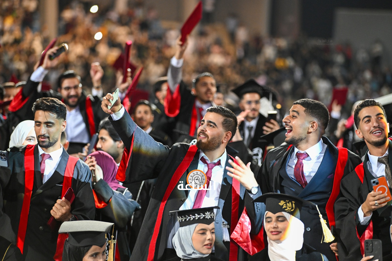 Madar Al-Saa Images 0.72245962480388