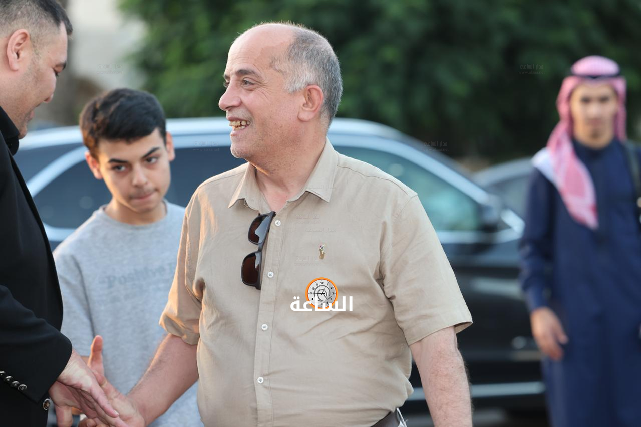 Madar Al-Saa Images 0.23408448611262178