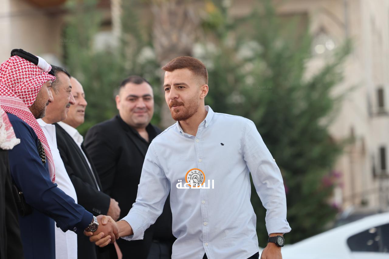 Madar Al-Saa Images 0.6168895812446616