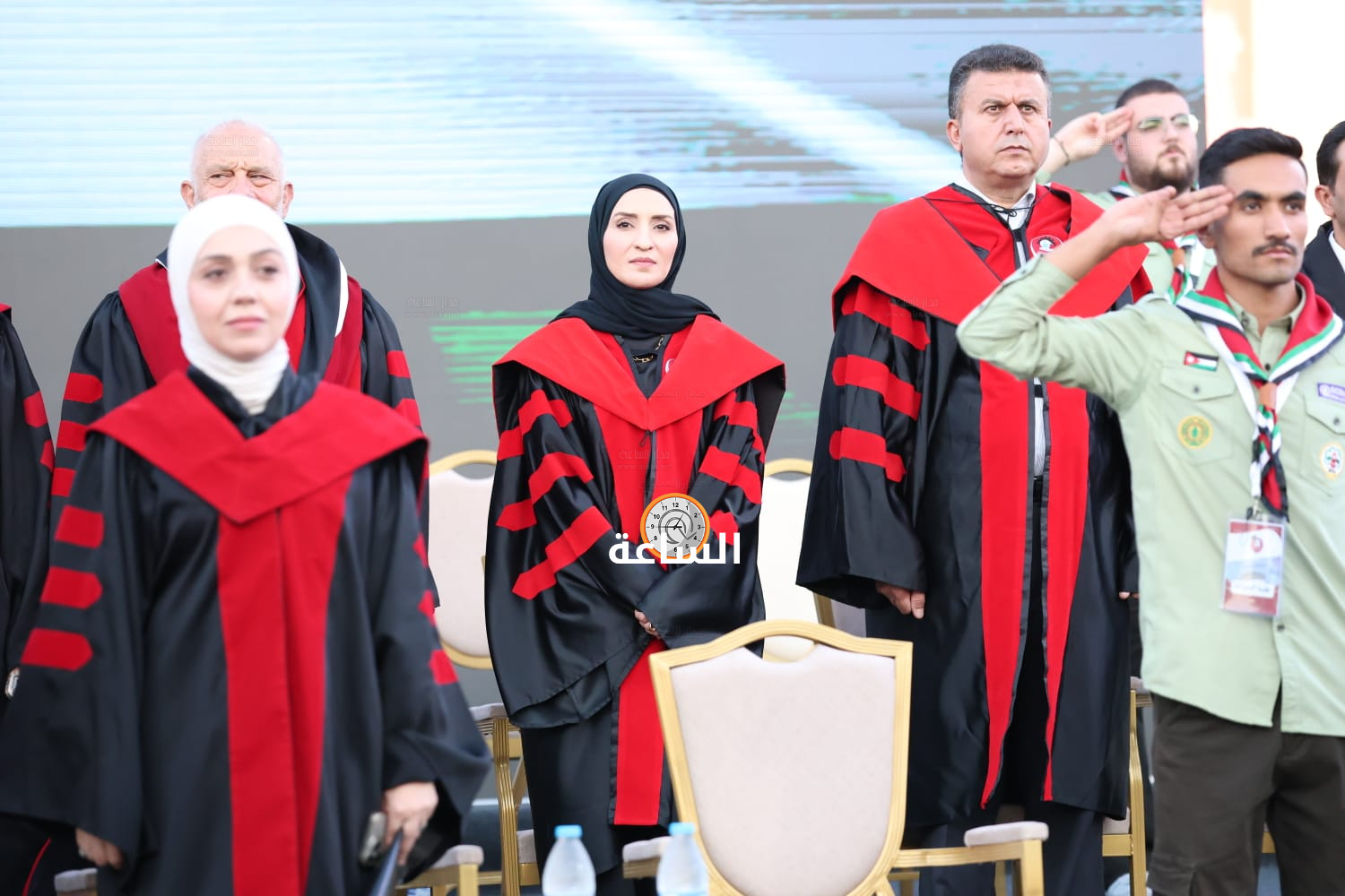 Madar Al-Saa Images 0.9278135565185113
