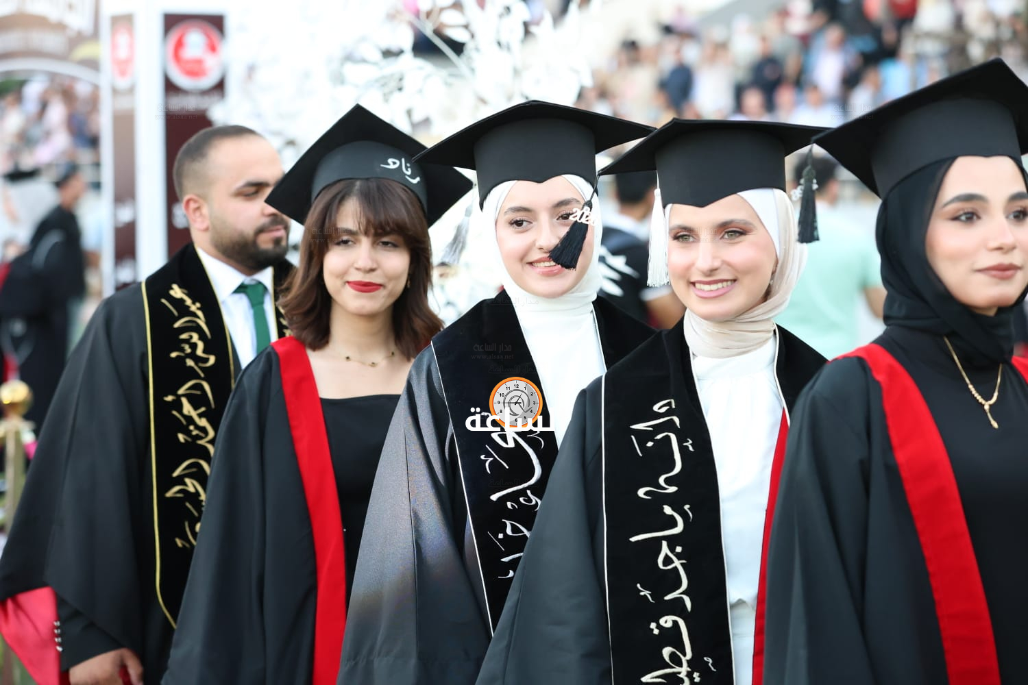 Madar Al-Saa Images 0.4952656267665013