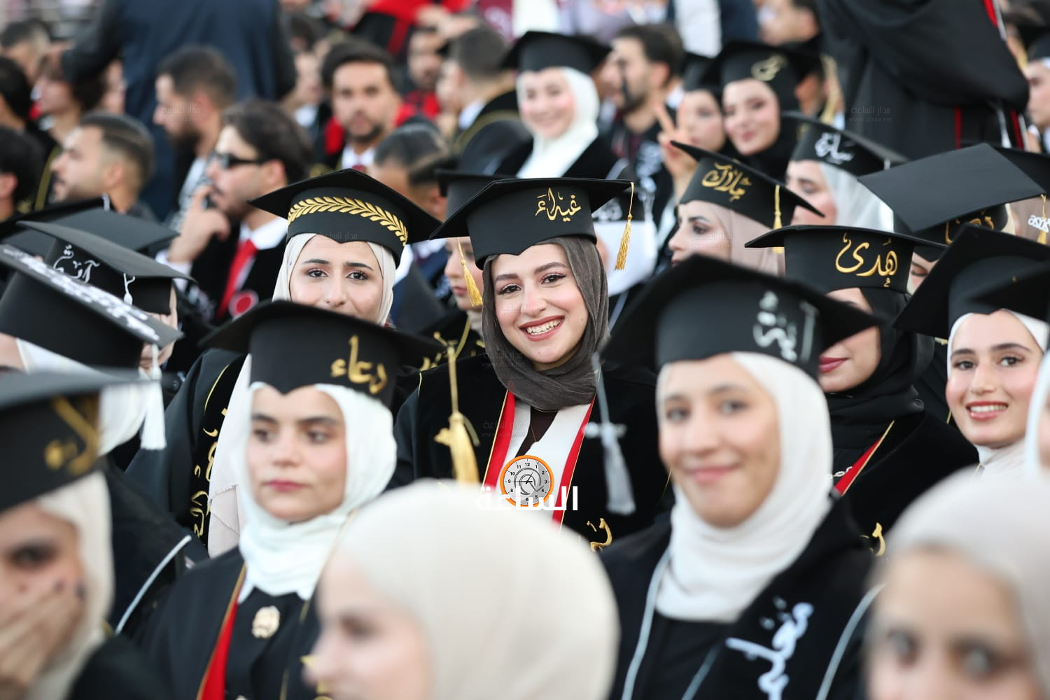 Madar Al-Saa Images 0.4261559287288468