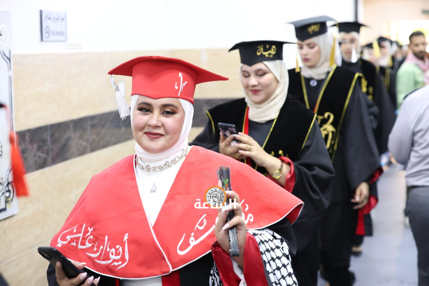 Madar Al-Saa Images 0.9787235613832518
