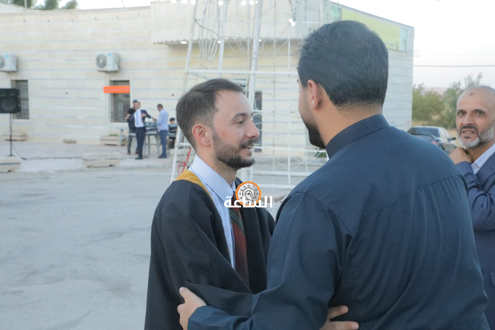 Madar Al-Saa Images 0.6041891301802959