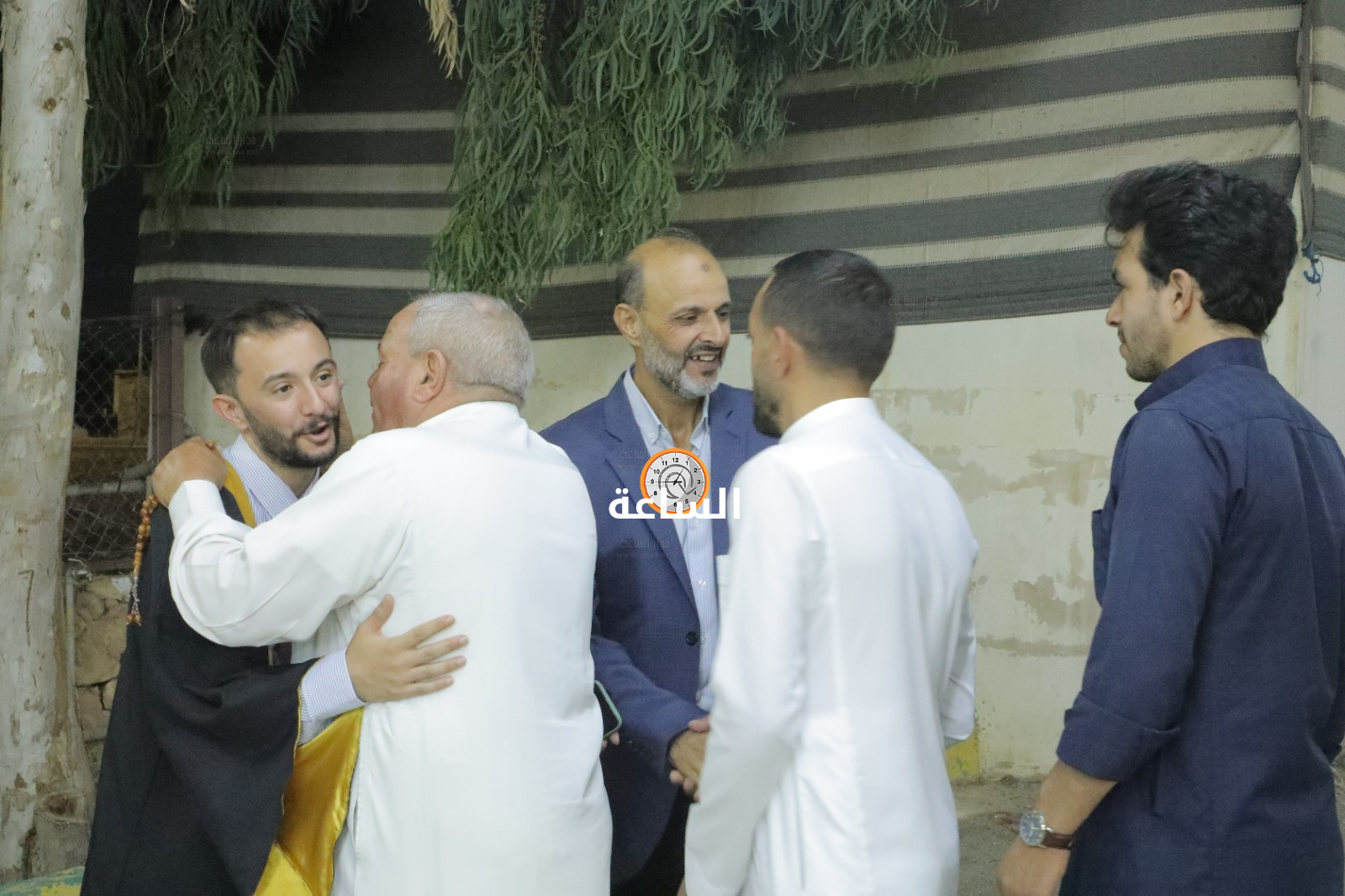 Madar Al-Saa Images 0.9815100373745569
