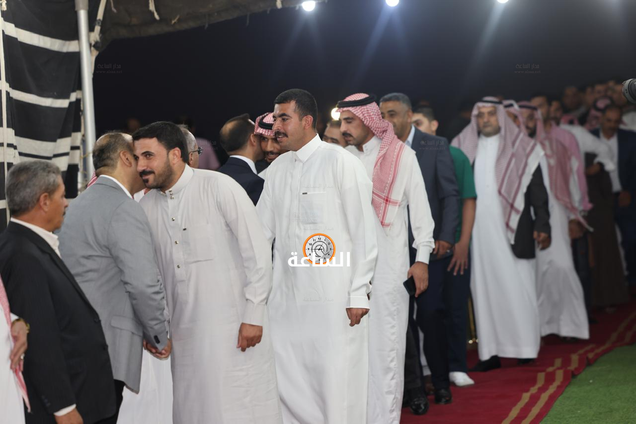 Madar Al-Saa Images 0.9773363325459544