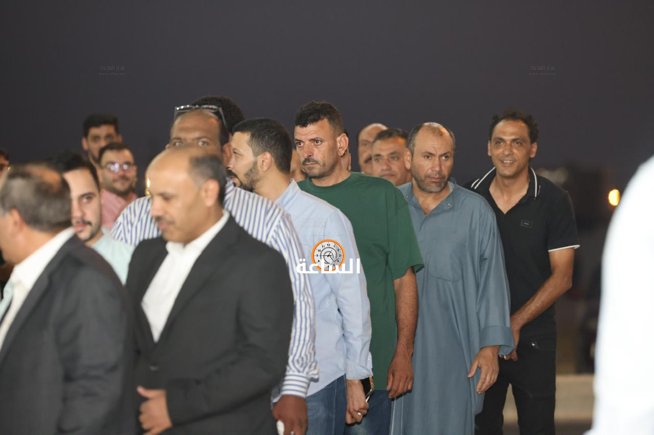 Madar Al-Saa Images 0.6593053058324645