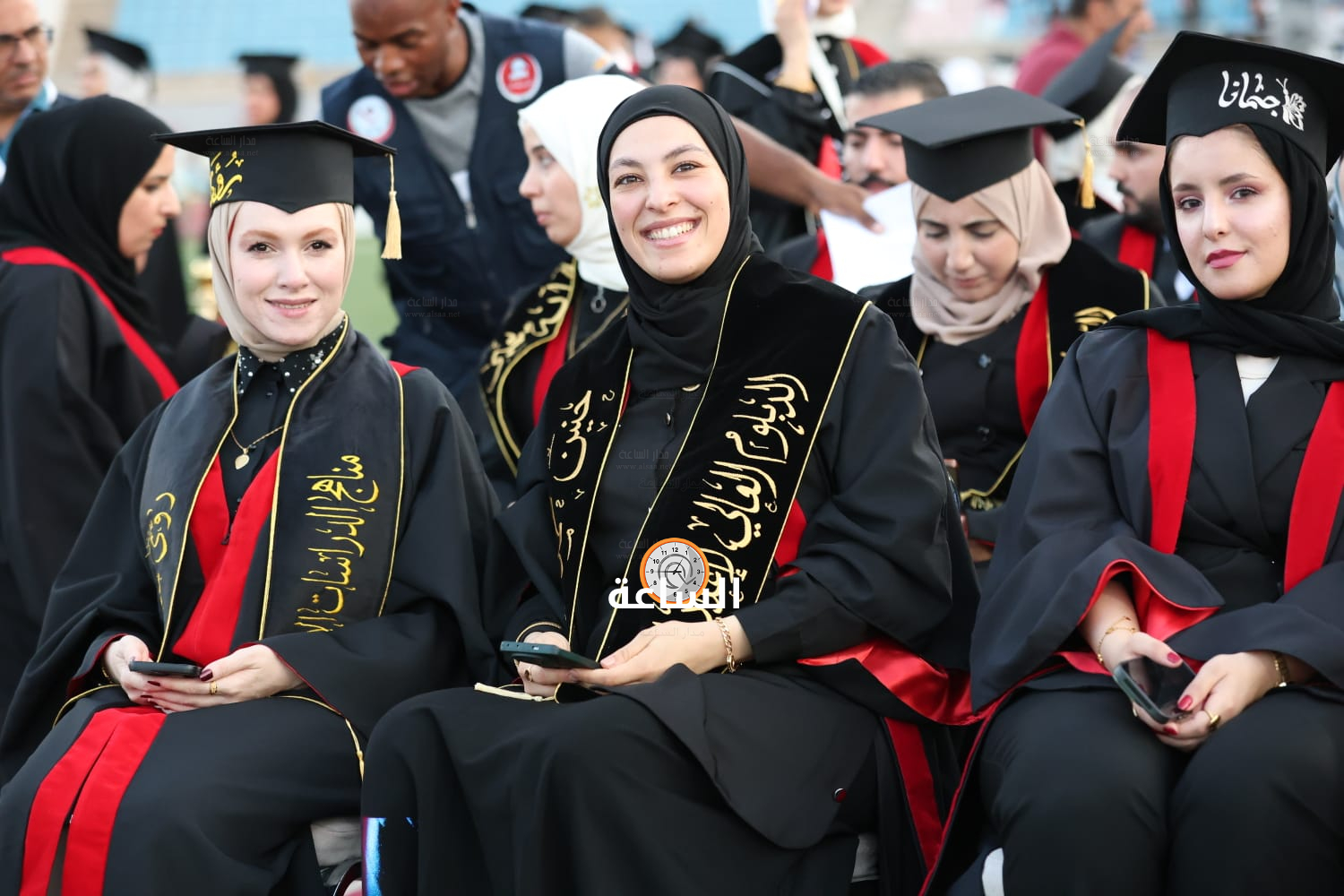 Madar Al-Saa Images 0.9229240379037417