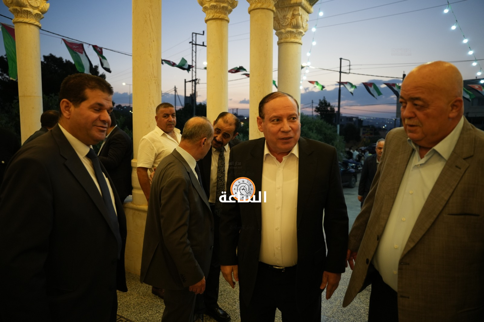 Madar Al-Saa Images 0.6039853175585621