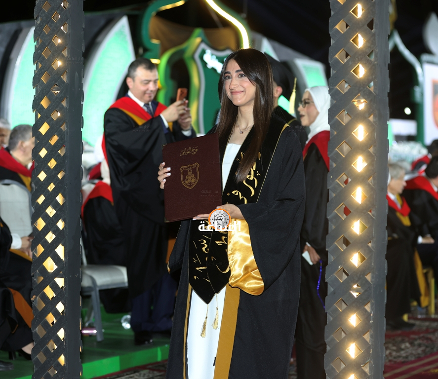 Madar Al-Saa Images 0.395731321623236