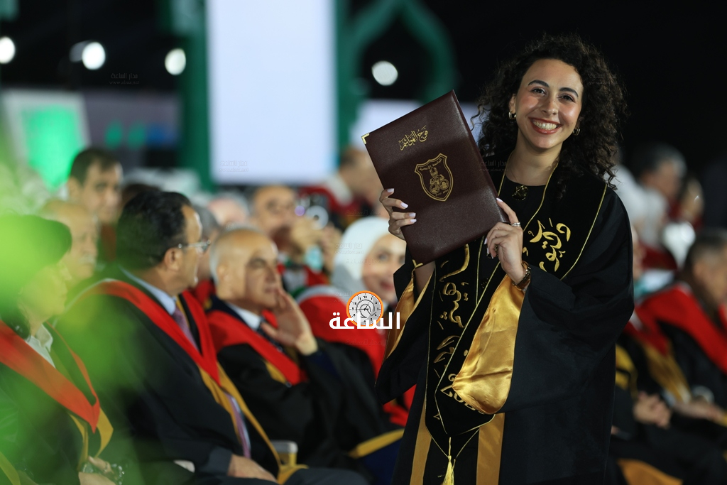 Madar Al-Saa Images 0.46977823885289915