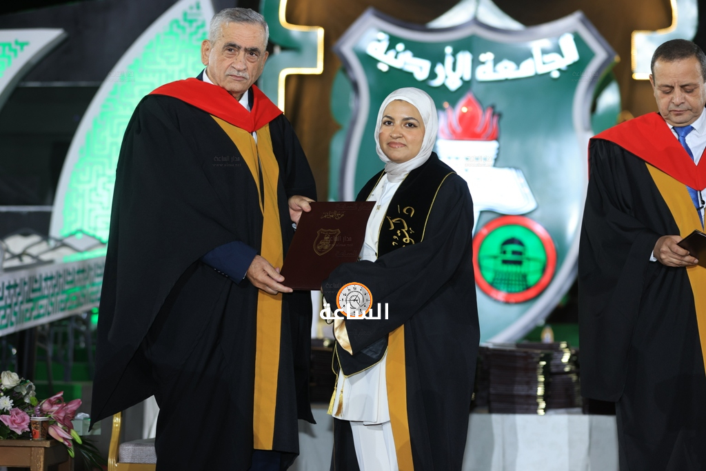 Madar Al-Saa Images 0.583704060581904