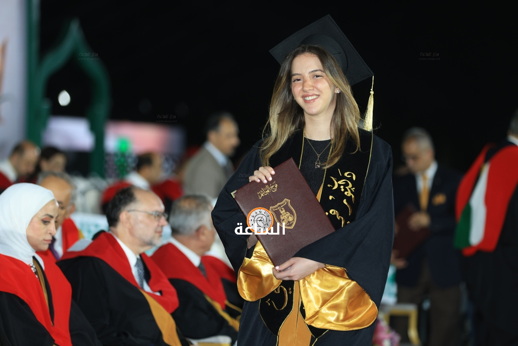 Madar Al-Saa Images 0.7424918404461568