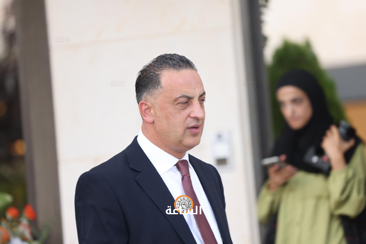 Madar Al-Saa Images 0.16163631389489563